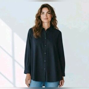 Eileen Fisher Women's Shirt Black Button-Up Organic Cotton Side Slit Size Medium